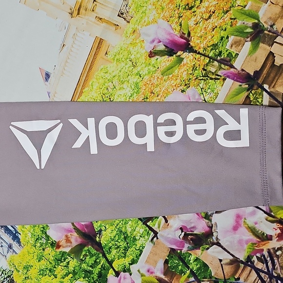 Reebok Lavender High-Waisted Tights Size Small New - Picture 4 of 8